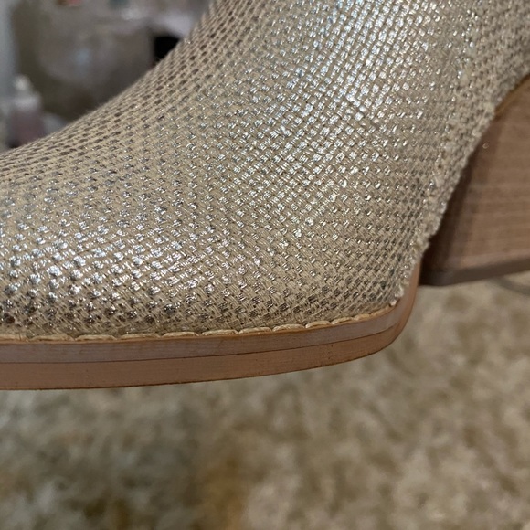 Enchant Metallic heeled Mule - Picture 4 of 5